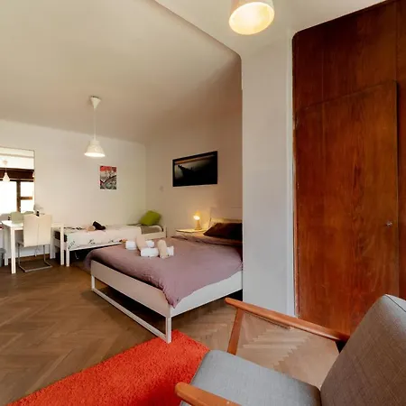 בית נופש Pi House *