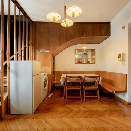 Pi House 卢布尔雅那