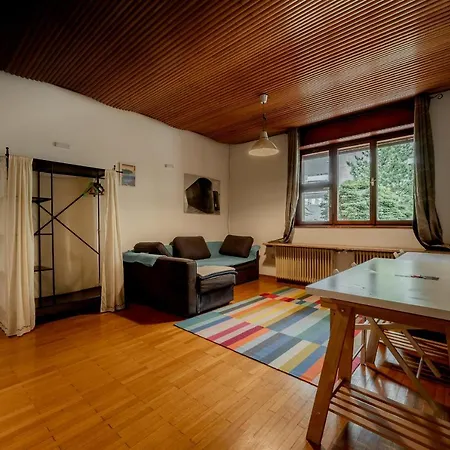 Pi House בית נופש *