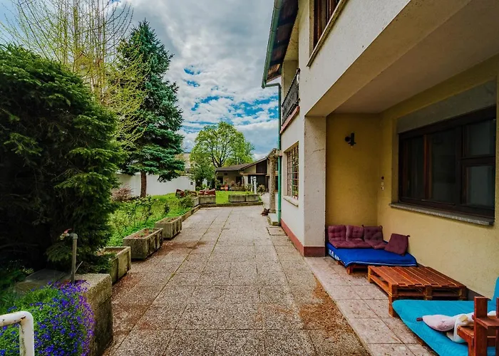 Pi House * לובליאנה